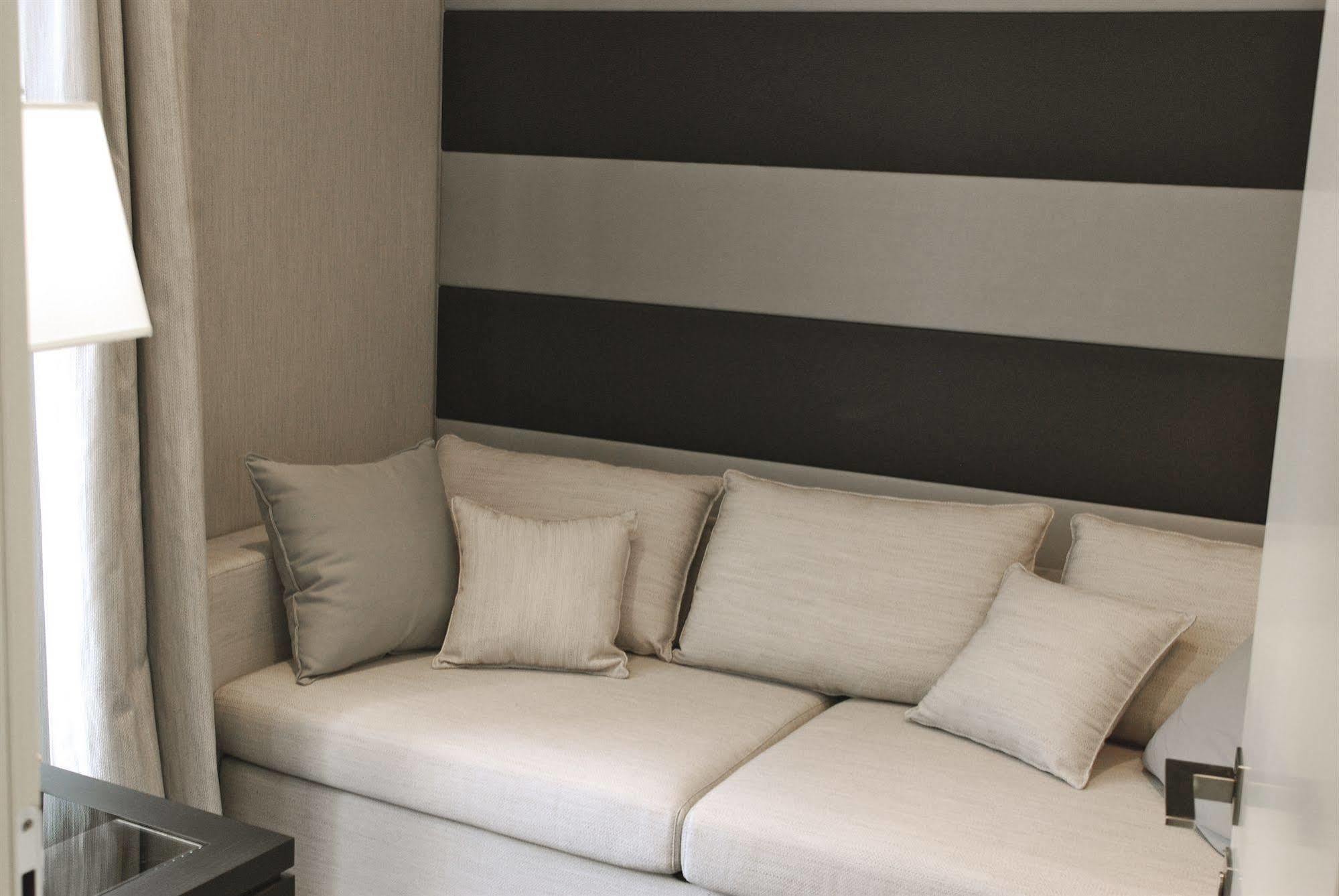 Hotel Mancino 12 Rome Bagian luar foto